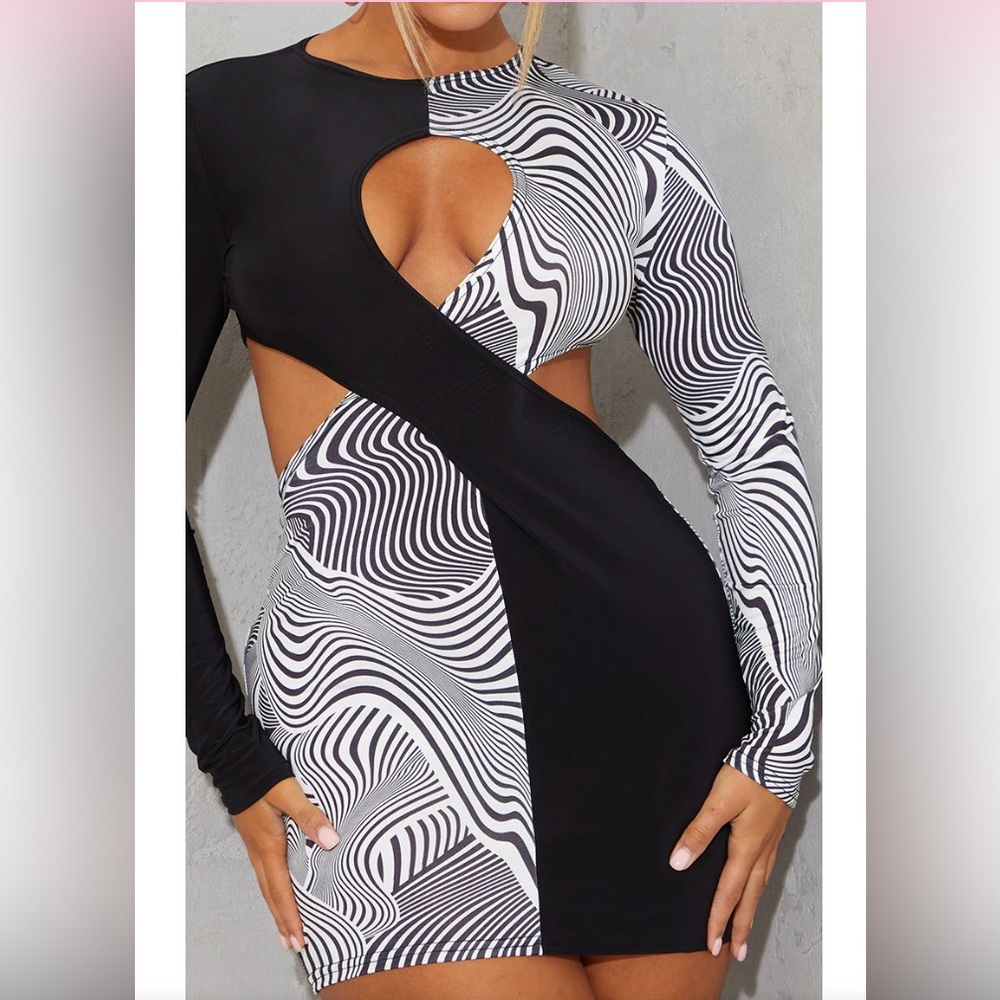 Pretty Little Thing: Monochrome Swirl Print Wrap Detail Panel Bodycon Dress